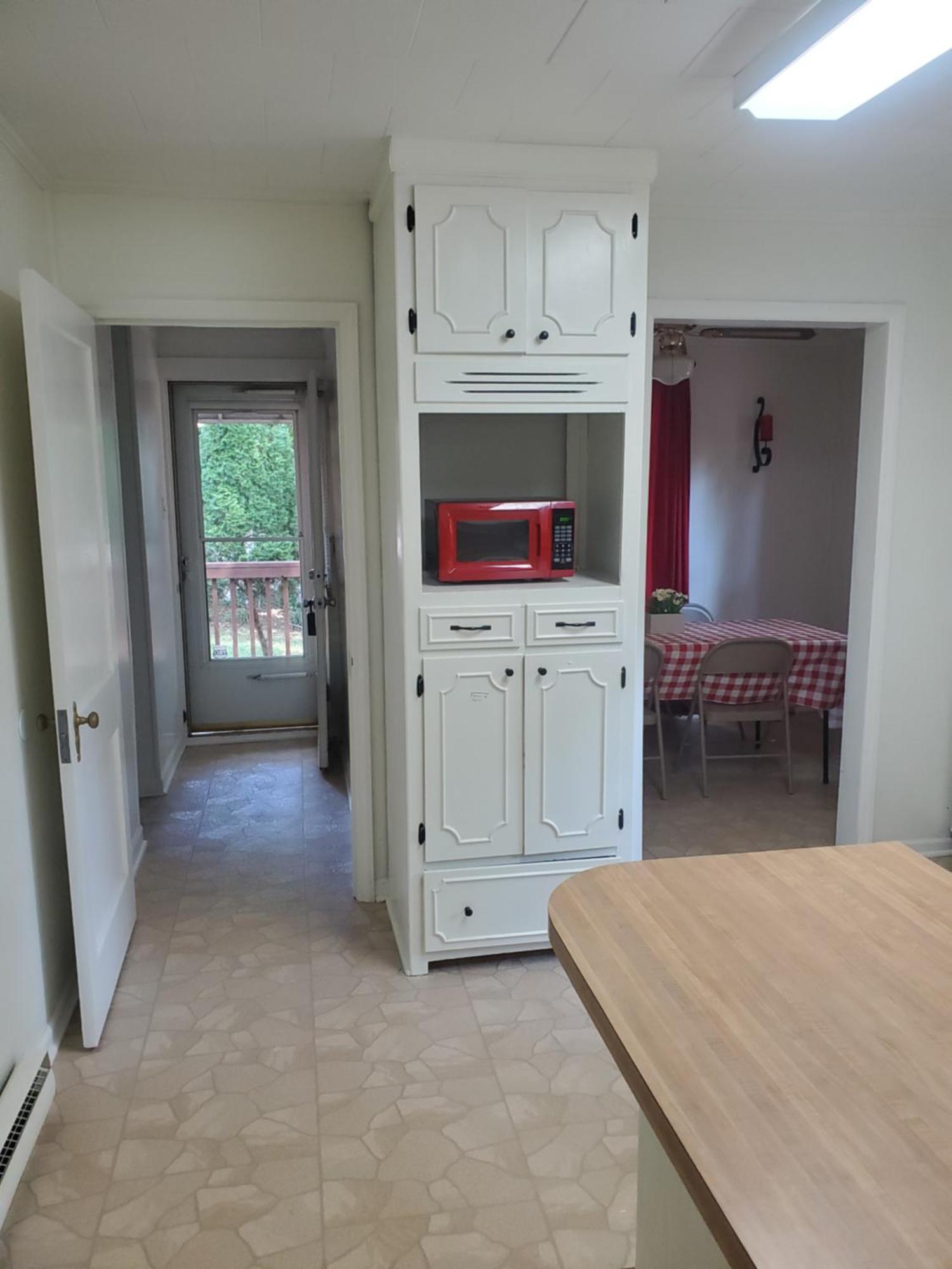 Private Single Level Standalone House Large Lot - 3 Bedrooms Charlotte Ngoại thất bức ảnh